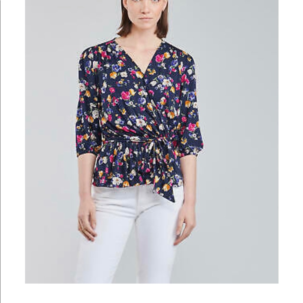 Floral Print Women's Blouse - Picture 7 of 7